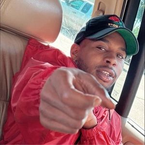 Meet your Posher, Jayy